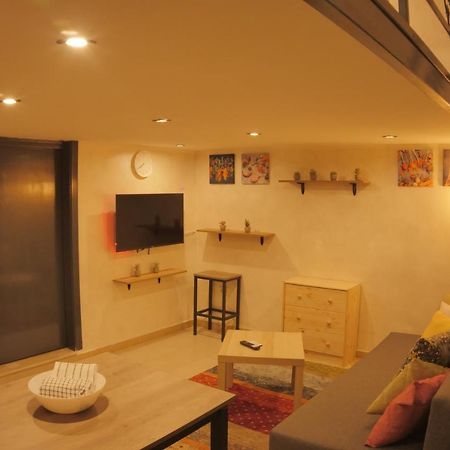 شقة Casina A Pizzofalcone 93 نابولي المظهر الخارجي الصورة